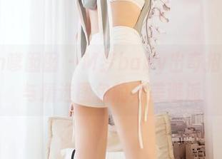 Feilin嗲囡囡 – M梦baby出奇招：短裤与精选图包的完美邂逅