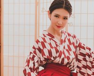 GIRLT果团网 – 美图大作：尹意纯用肉丝将壁纸变成晚上看图的“点心”。