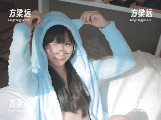 美脚党看过来——Hizzy(히지)的值得下载的图片合集！