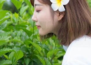 MiStar魅妍社 – 娜露Selena的女孩图包来了，最新更新，绝对让你停不下来！
