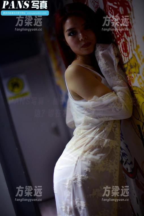 PANS写真 - 柚子和新模的合集，谁在左边？谁在右边？乱了吧。