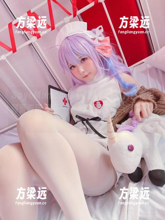SayoMomo带你看愚人众，高清图包中阿蕾奇诺竟是一种“新范畴”，哎哟不错哦。