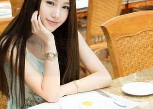 TGOD推女神 – 牛仔裤——吕梦玉的“和平使者”，每张美图都会让裤腿在风中舞动，假装自己是在走红毯！