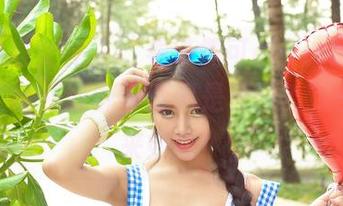 TGOD推女神 – “看了黄可christine的写真，谁还敢说可爱只是表面？”——原来如此！