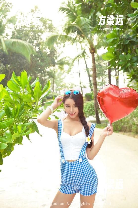 TGOD推女神 - “看了黄可christine的写真，谁还敢说可爱只是表面？”——原来如此！