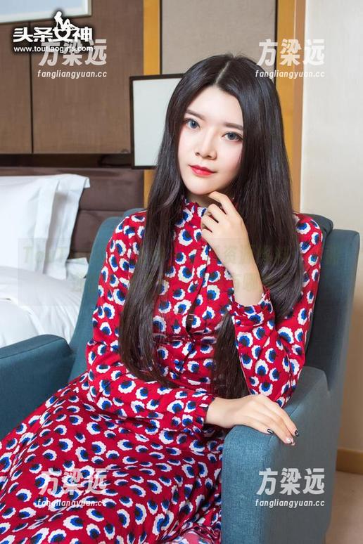 TouTiao头条女神 - 最新资源爆料：李丽莎的万圣节化妆神器有哪些？