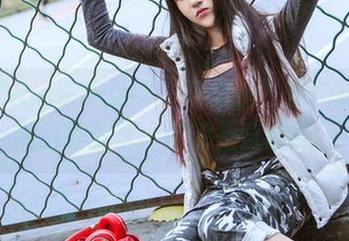 TouTiao头条女神 – 可以吗？潘朵拉的丝袜图集分享，灵魂是自由的。