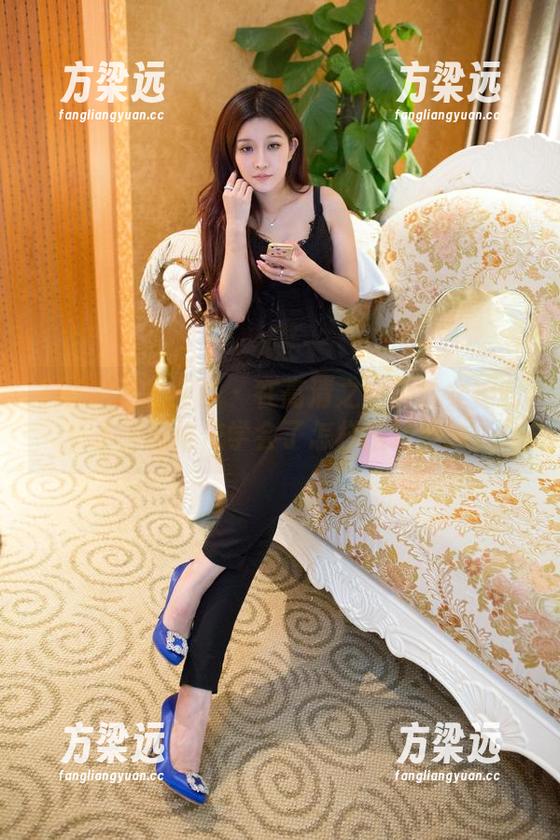 TuiGirl推女郎 - 在高清之中捉摸女神的影子，赵惟依学会了怎样扭转视线。