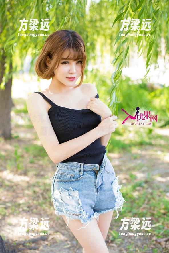 UGirls尤果网 - 一个最新图包：孟狐狸的剧情，主题是“没主题”