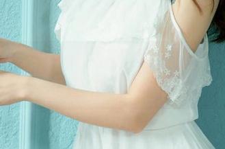 UGirls尤果网 – 沈诺馨写真合集：死库水带来的意外清爽