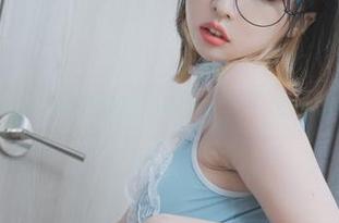 在Deepmore撕掉标签：Uhye(이유혜)的私拍资源日常