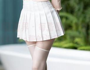 XIAOYU语画界 – 每张照片都让人有些恍惚，从Miko酱的温柔里难以逃脱！