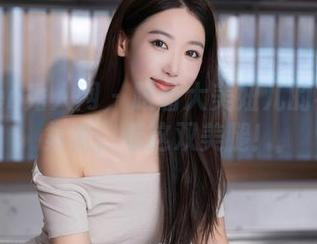 Xiuren秀人网 – 跟着大美妞儿的福利图集走，看这双美腿！
