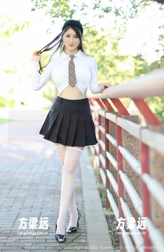 Xiuren秀人网-晚苏susu Xiuren秀人网 - 晚苏susu的悠悠图包:剧情像一首小调,兜兜转转