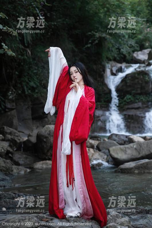 Xiuren秀人网 - 人间烟火气：金幼汐Vivian的女友写真资源带来的真实感啊