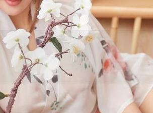 YouMi尤蜜荟 – 曦宝儿的写真合集：不负韶华，但你得忍受我的“鬼畜”表情！