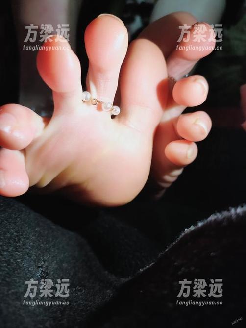 微密圈 - YuYu超甜丫短裙效果妥妥的私房美图，吹毛求疵发现了细节，真让人忍不住想再看一遍。