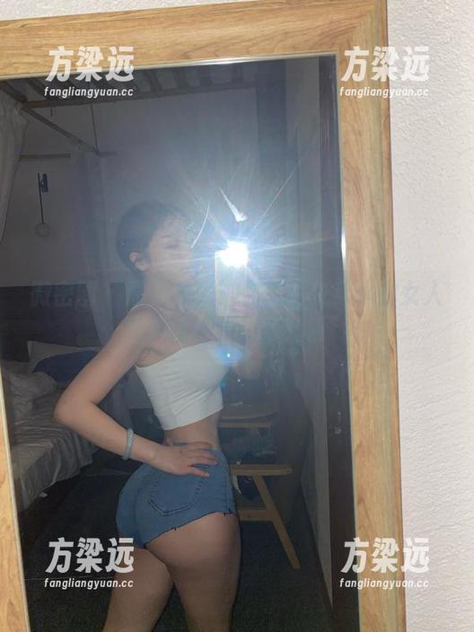 微密圈 - 原图曝光：你文茜变身水蛇女人…请叫我“水蛇狂热粉”！