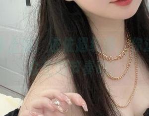透明女仆上线！依依超级懒，你这是要撩众生的节奏吗？