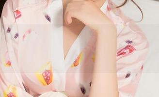 克拉女神 – 周迪，网盘小精灵，默默上传她的美足作品，好想偷偷看！