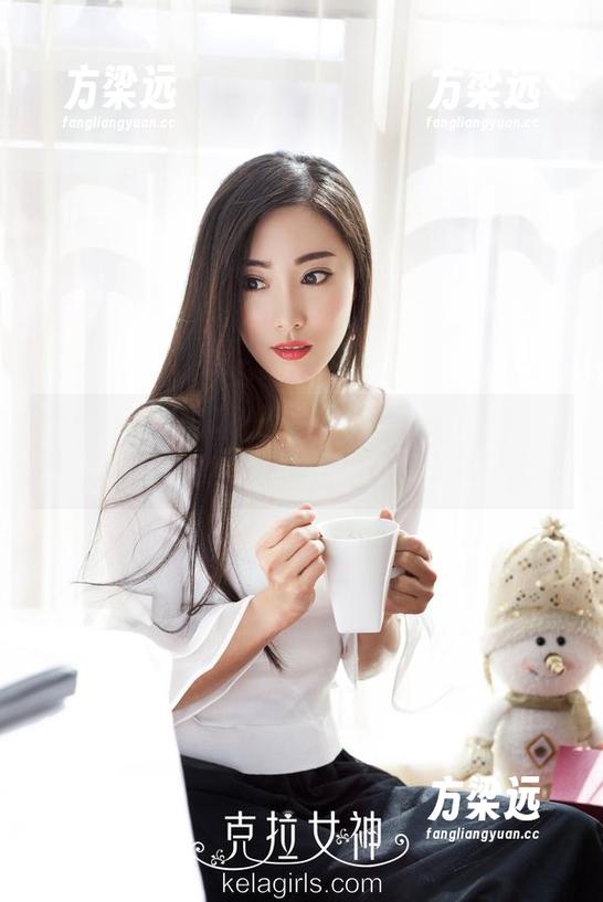 克拉女神 - 薇薇上线：高清油亮，分享一下可以动的玻璃吗？