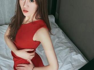 头条女神 – 火儿的精选美图，你发现那闪现的秘密了吗？