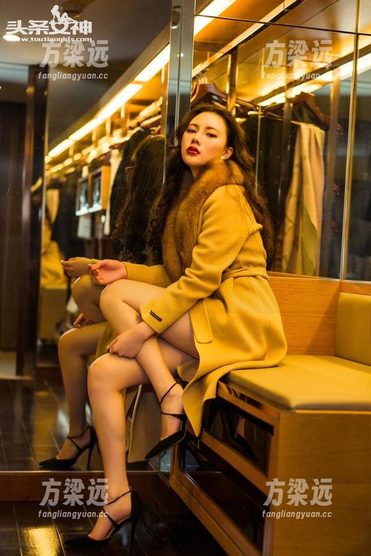 头条女神 - 高韩菲的大白特攻，美图效果直逼广告！