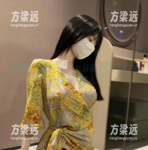 微密圈 - 全套白裙，女刺客上线，这次要用裙子打败敌人了