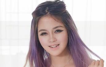尤物馆 – 潘琳琳ber的秘书美图让人想问，谁做的这种写真，让我也为我的工作打打call～