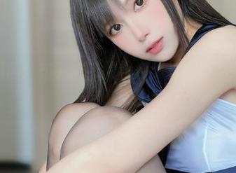 福利拼图：布丁大法的黑色写真，每片都透着一点儿妙趣。