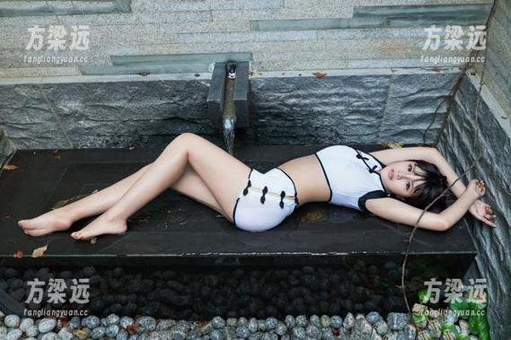 推女郎 - 让Lina女王偷走你的心，原图资源洒了一地，你不跟随不行！