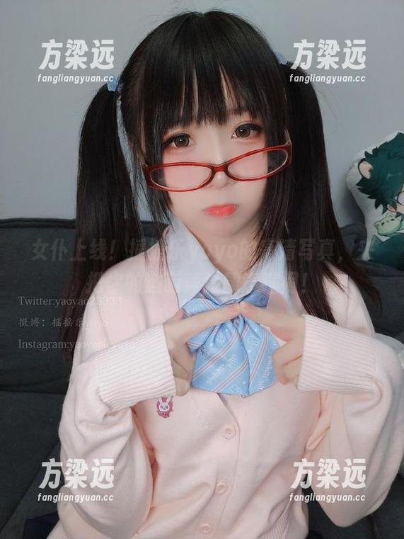 女仆上线！摇摇乐yoyo的高清写真，来把你的激萌盖过肆意喧闹！