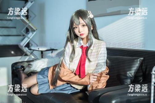 日奈娇的“体操服美学”套图，像是给我打开了意想不到的惊喜神库，哈哈，太有趣了！