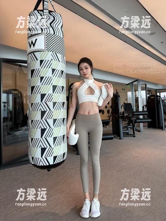 微密圈 - 是小逗逗的家居写真——我敢说，她的家这么美连墙都想说话！