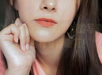 梦丝女神 – 在海边，魏婷婷的写真光影交错，福利看得眼花！