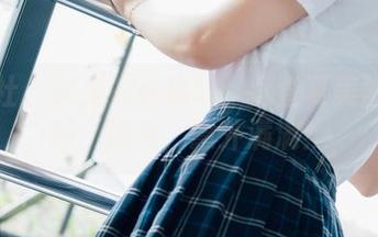 波萝社 – 家里的小确幸：探查夏美酱的原图、图包，意外满满！