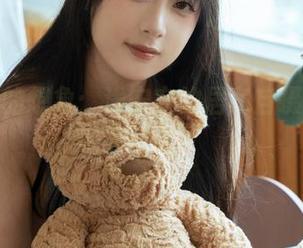 图册里的想象：浅安安的居家自摄唤醒脑洞时刻！