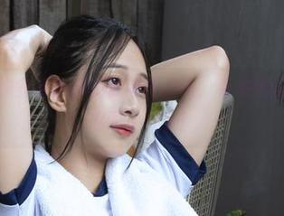 只能说，浅安安的椰奶做得真不错，看美图的时候我联想到了很多！