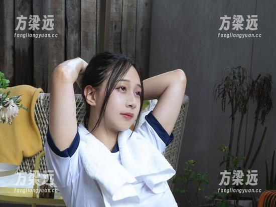 只能说，浅安安的椰奶做得真不错，看美图的时候我联想到了很多！
