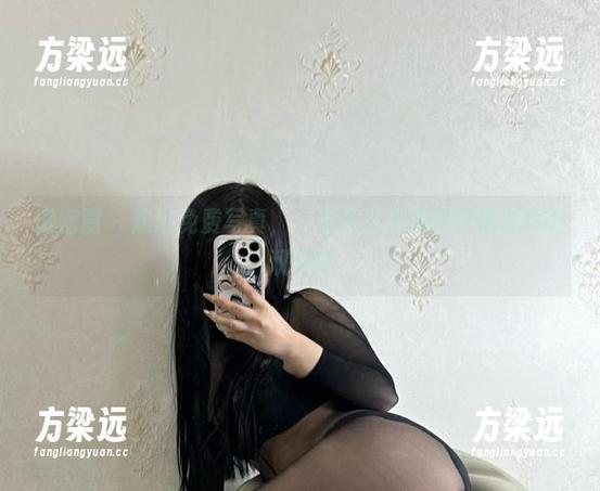 微密圈 - 这组免费写真，一定会让你想抓住猪饲料的双马尾