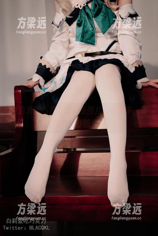 白莉爱吃巧克力的最新图片，香奈乎，哪位大神给她打的光啊？！