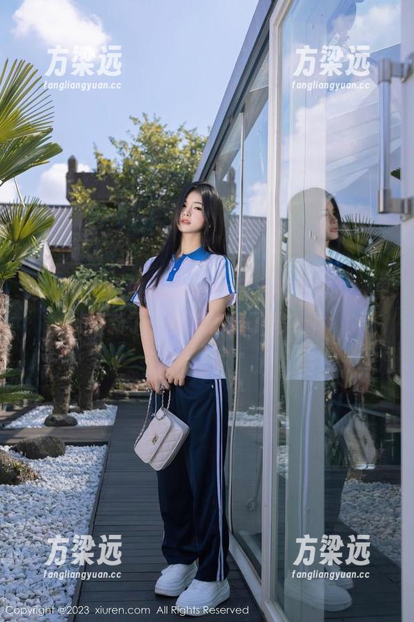 秀人网 - 这位summer宝宝的白衬衫，更新了，你准备好了吗？