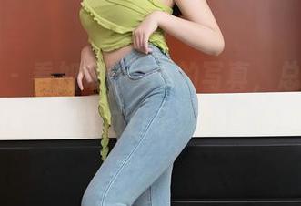 秀人网 – 看加朵babe的写真，总有种‘我也想这样过日子’的奇妙冲动