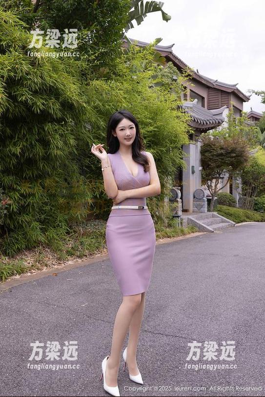 秀人网 - 就是阿朱啊的家访老师作品集：听说工作室的吉祥物是猫？
