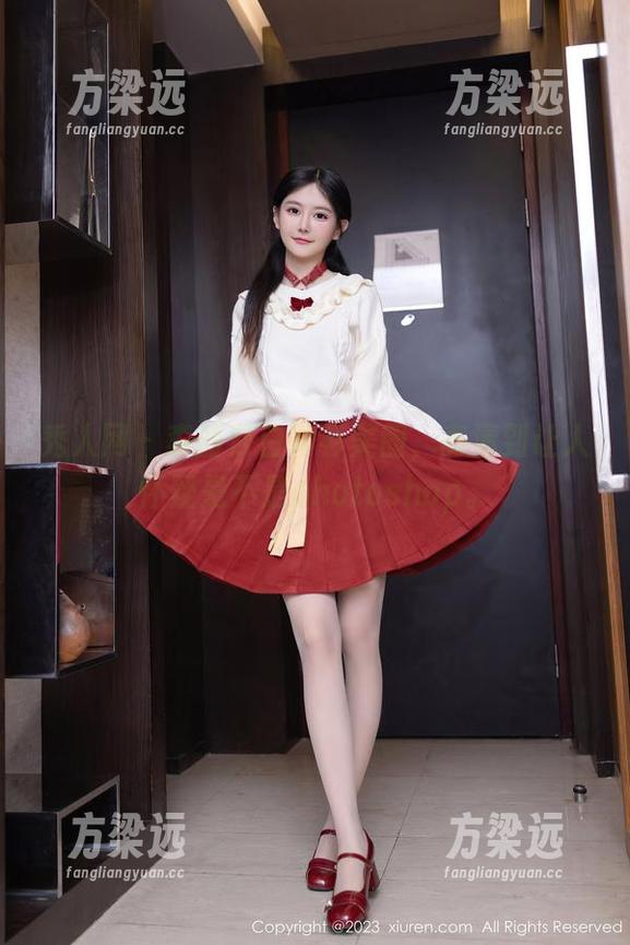 秀人网 - 李丽莎白衬衫美图，高清到让人怀疑是不是photoshop。