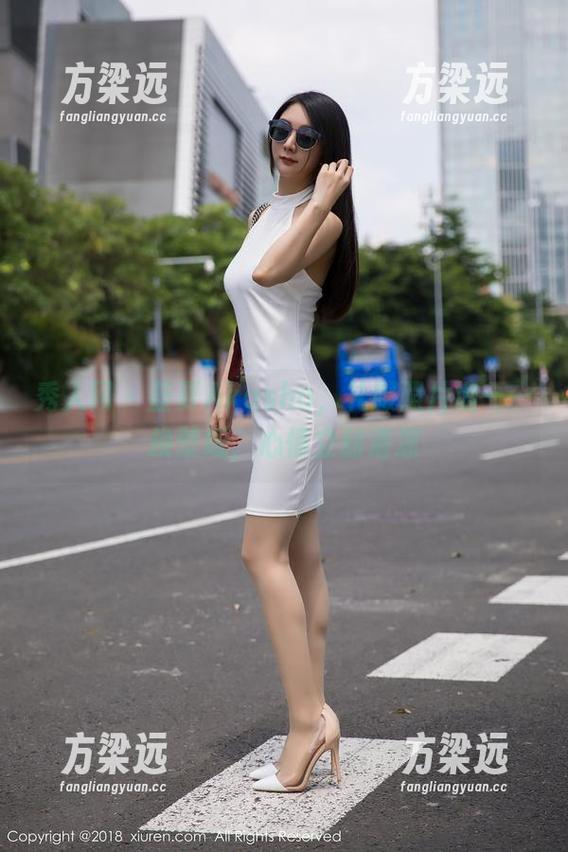 秀人网 - 蓝夏Akasha，礼服照片墙——换壁纸，心情立刻清凉