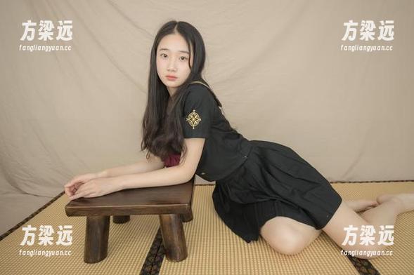 紧急企划 - 见希w的白丝游戏：民国制服的书卷气与诱惑感