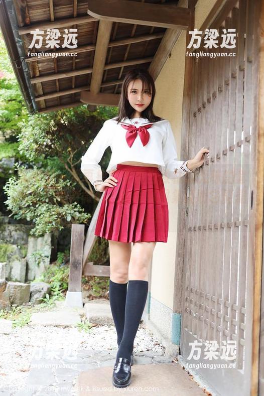 美媛馆 - 别再把职业装当做枯燥无味的套装了！徐微微mia的写真图集证明它能是——有趣的