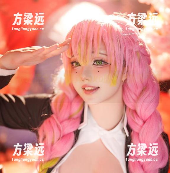 胶衣粉黑全景，菌烨tako的高清图包不容错过