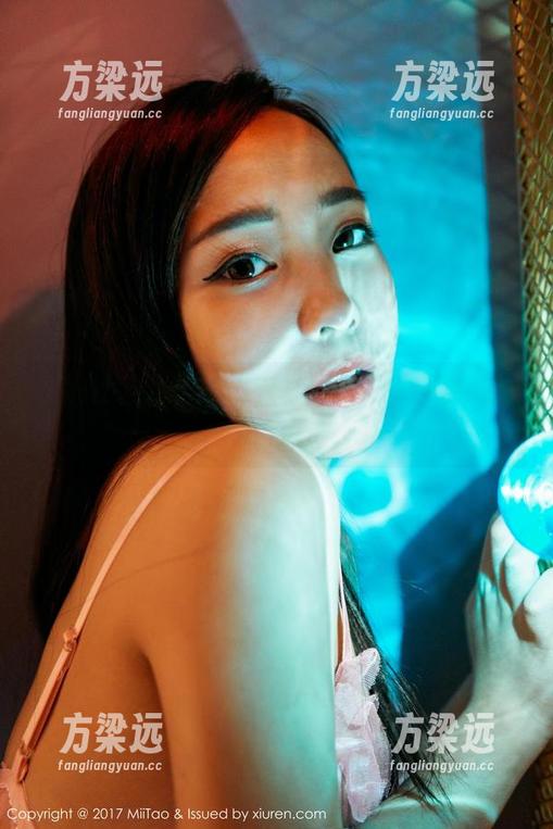 蜜桃社 - 杏子的内衣写真，配乐网盘的另类角落。